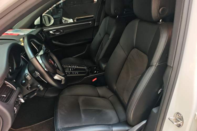 Used Porsche Macan 2017 Macan 2.0T
