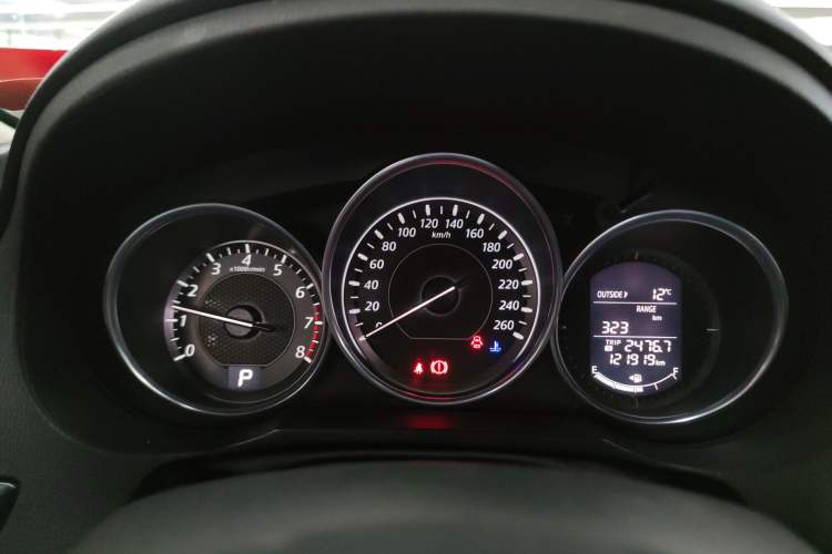 Used Mazda Atenza 2015 2.0L Blue Sky Fashion Edition