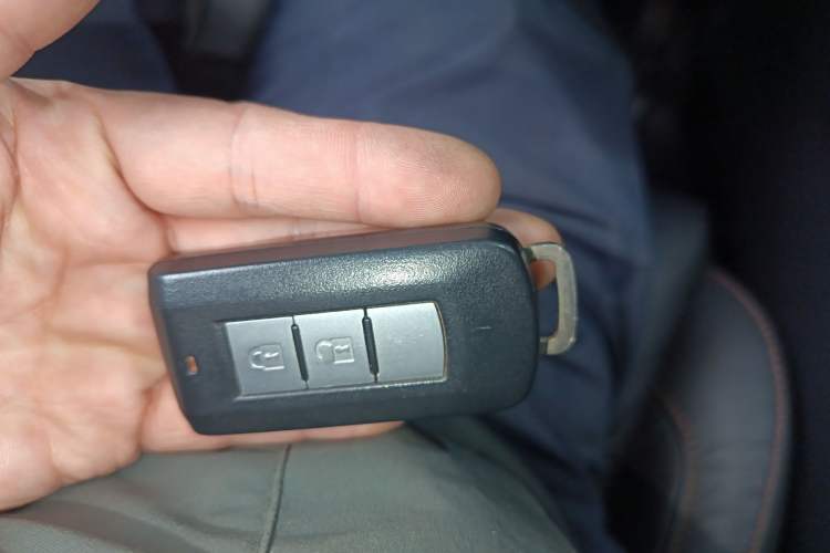 Used Mitsubishi Eclipse Cross 2018 1.5T CVT Two-Wheel Drive Dream Edition
