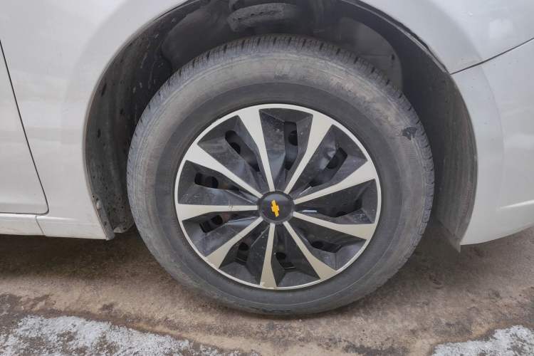 Used Chevrolet Cruze 2015 1.5L Classic SL MT
