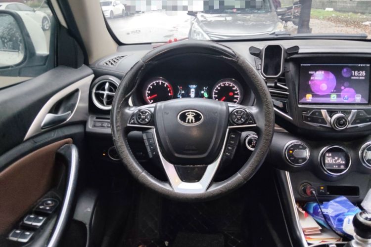 Used BYD Song 2016 GaiShi Edition 1.5TI Manual Elite Model