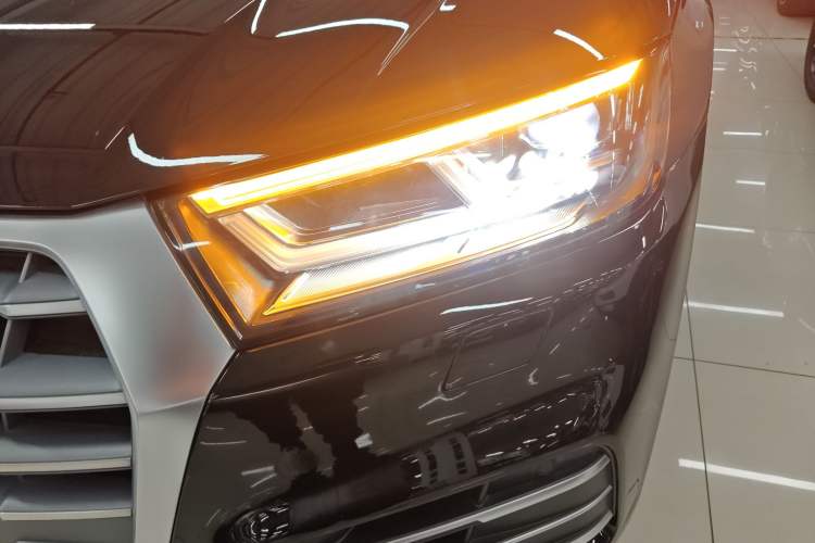 Used Audi Q5L 2020 45 TFSI Prestige Fashion Model Left Front Headlight