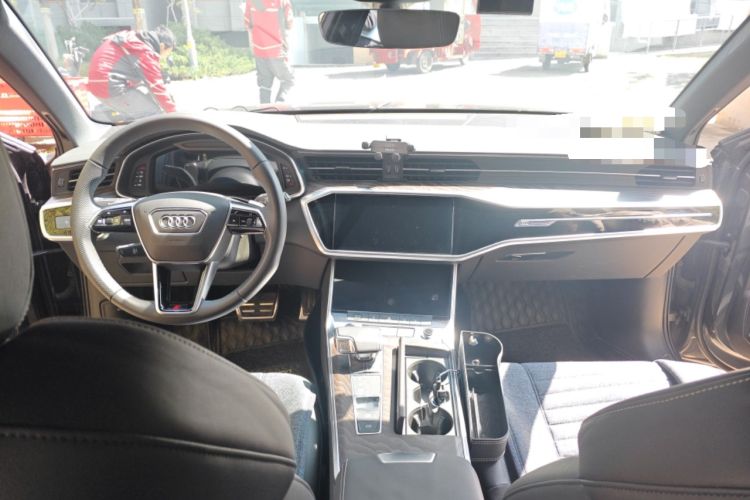 Used Audi A6  Center Console