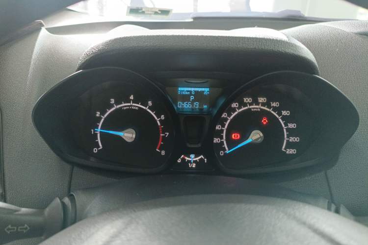 Used Ford EcoSport 2013 1.5L Automatic Fashion Model Instrument Cluster