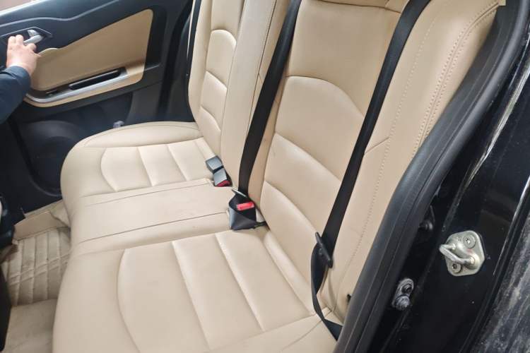 Used Haima Fumei 2014 M5 1.6L Manual Standard Model
