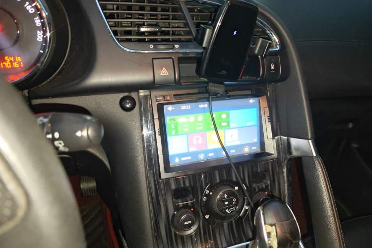 Used Peugeot 3008 2013 2.0L Automatic Trend Edition
