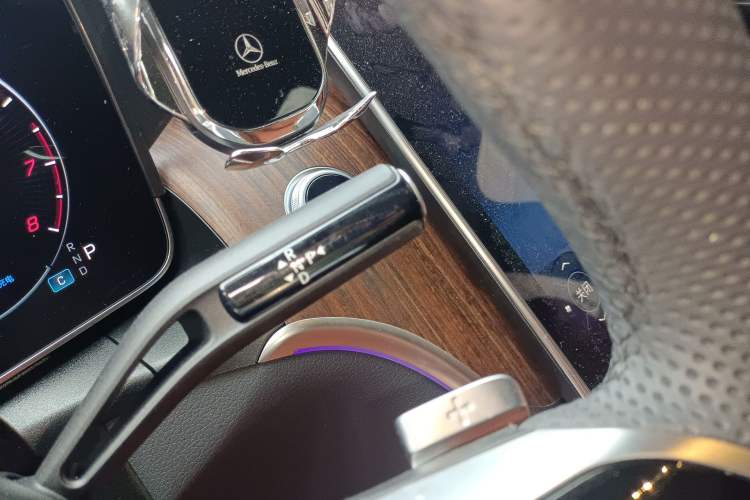 Used Mercedes-Benz GLC 2025 Refreshed GLC 300 L 4MATIC Dynamic Version 5 Seats
