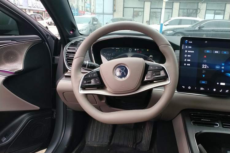 Used BYD Han 2025 DM-i 125KM LiDAR-Powered Intelligent Driving Model Steering Wheel