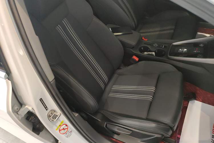 Used Audi A3 2024 A3L Limousine 35 TFSI Fashion Sport Model Right Front Seat