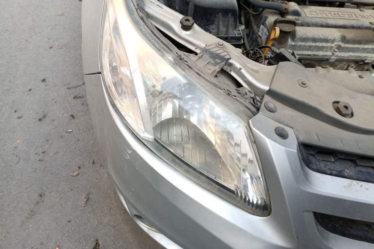 Used Chevrolet Sail 2013 Sedan 1.2L Manual Fashionable Happiness Edition
