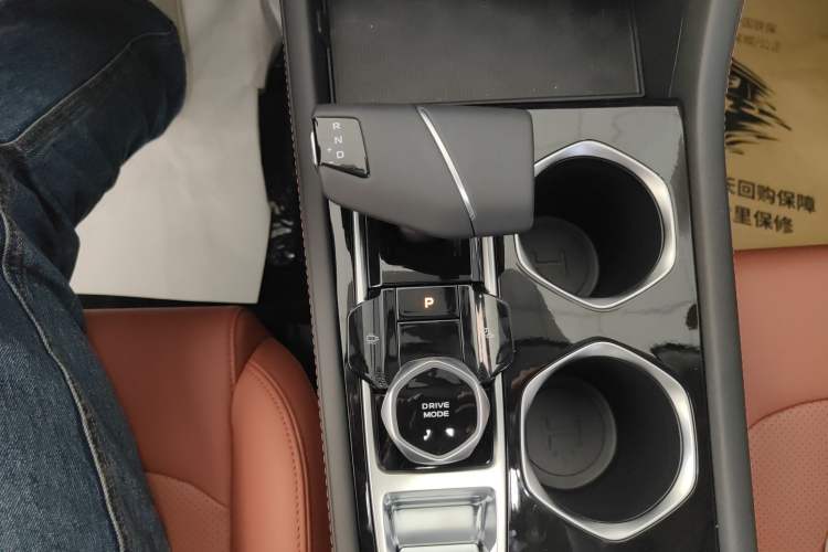 Used CHANGAN Eado 2025 PLUS 1.4T Dual-Clutch High-Energy Version
