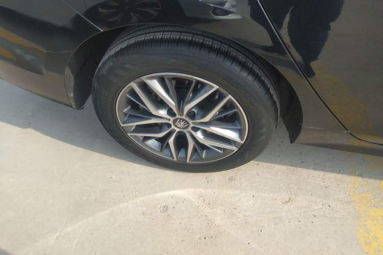 Used BYD Qin PLUS 2023 Champion Edition DM-i 120KM Beyond Model Exterior 5