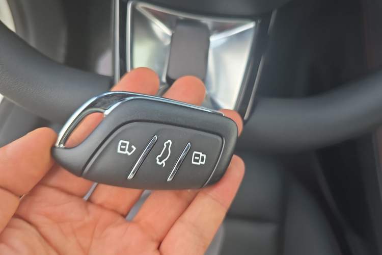 Used MG 5 2026 Model 180DVVT Global Luxury Edition