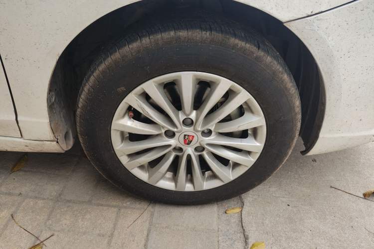 Used Roewe Ei5 2018 Internet Luxury Edition Right Front Wheel Hub