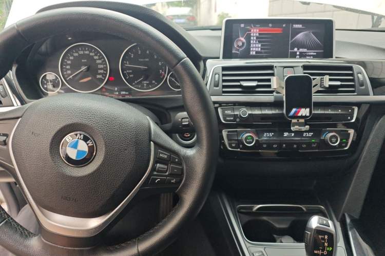 Used BMW 3 Series 2016 320Li Ambition Model