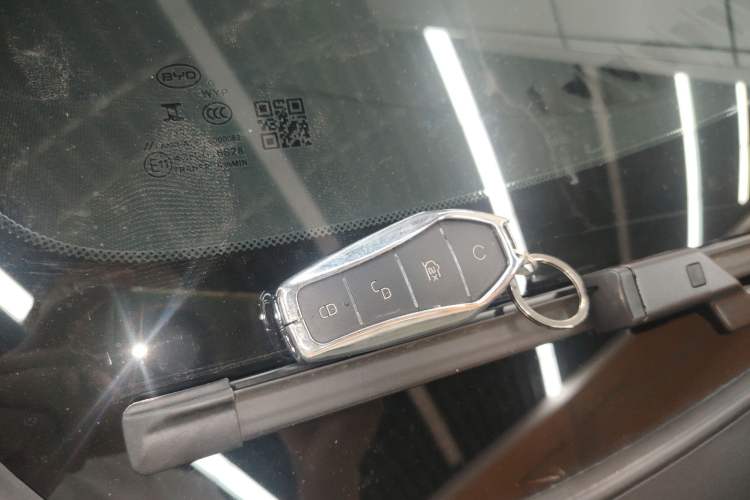 Used BYD Dolphin 2023 420 km Fashion Edition