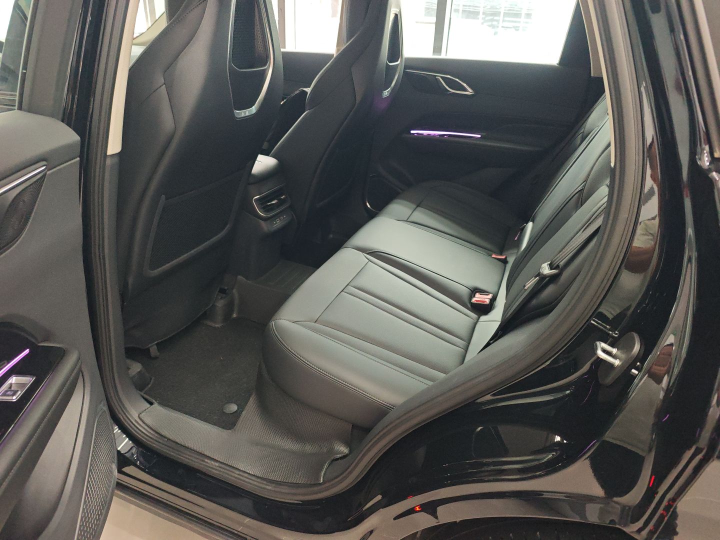 Hongqi HS3 PHEV 2024 PHEV 115km Jingwei Edition — снимка 20