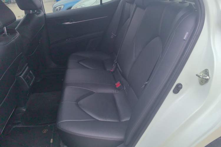 Used Toyota Camry 2019 2.0G Luxury Edition China VI Standard