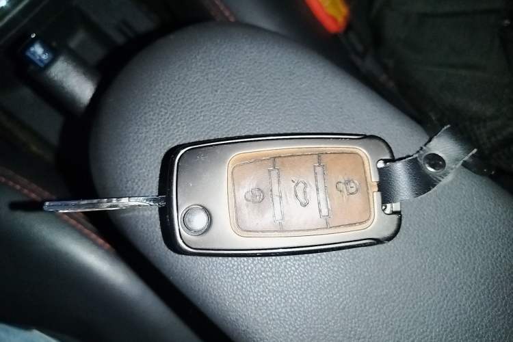 Used Volkswagen Jetta 2017 1.5L Manual Comfort Model Vehicle Key