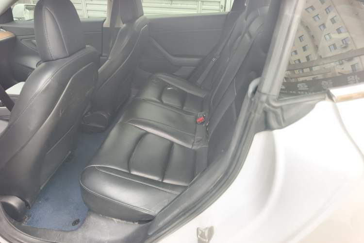 Used Tesla Model 3 2019 Long-Range Rear-Wheel-Drive Version