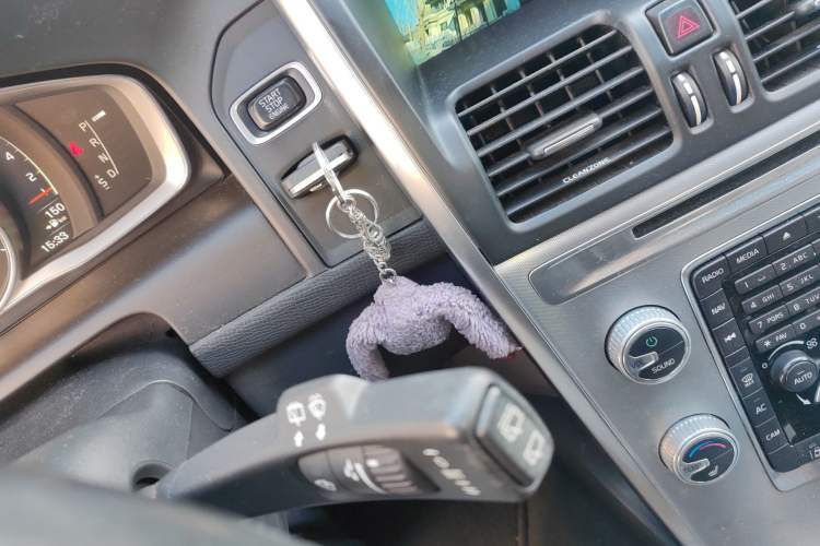 Used Volvo XC60 2017 T5 AWD Smart Range Edition