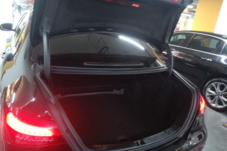 Used Mercedes-Benz E-Class 2022 Updated E 300 L Luxury Edition