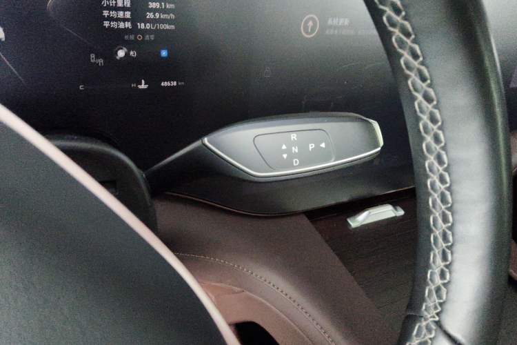 Used EXEED Lanyue 2023 400T Four-Wheel Drive Star Prestige 7-Seater Gear Lever