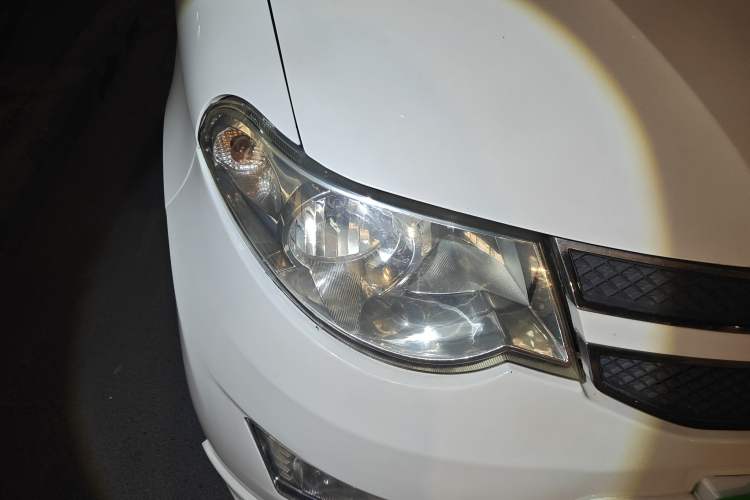 Used Wuling Hongguang 2015 1.5L S Basic Version China V Standard
