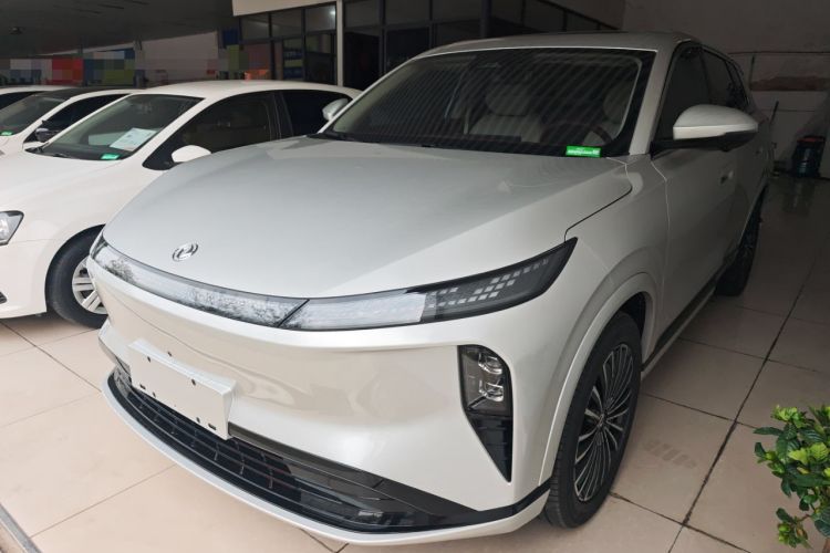 Used Dongfeng Aeolus L8 2025 Model 185KM Dream Edition