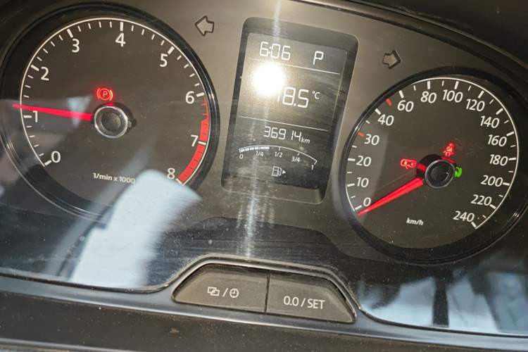 Used Volkswagen Lavida 2013 Revised Classic 1.6L Automatic Fashion Edition
