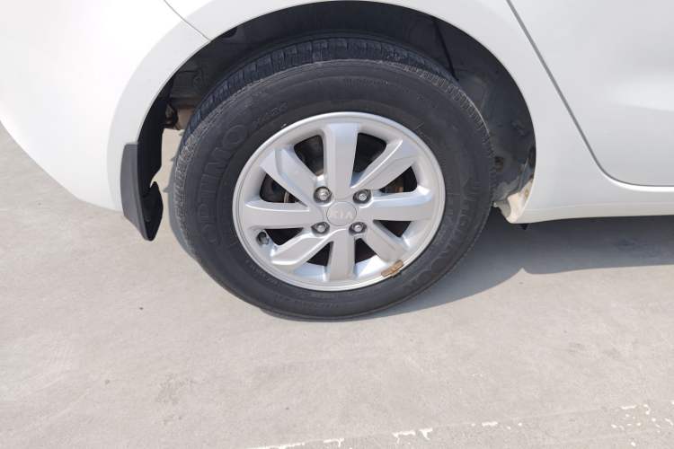 Used Kia K2 2015 Hatchback 1.4L MT GLS Cool Edition