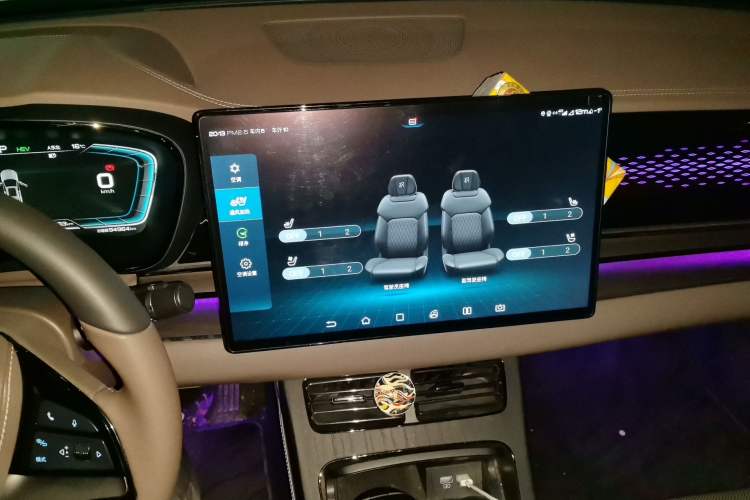 Used BYD Han 2020 DM Four-Wheel Drive Performance Edition Prestige Model Audio And AC Panel