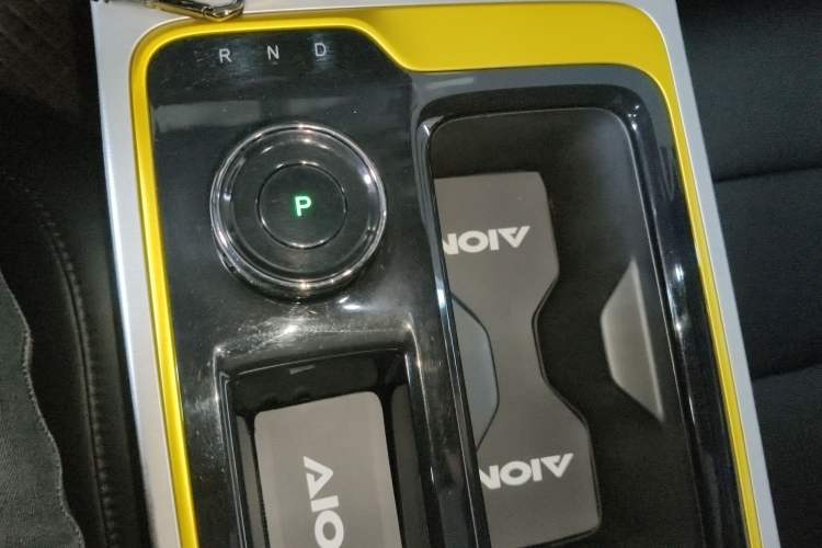 Used AION Y 2022 70 Intelligent Edition Lithium Iron Phosphate
