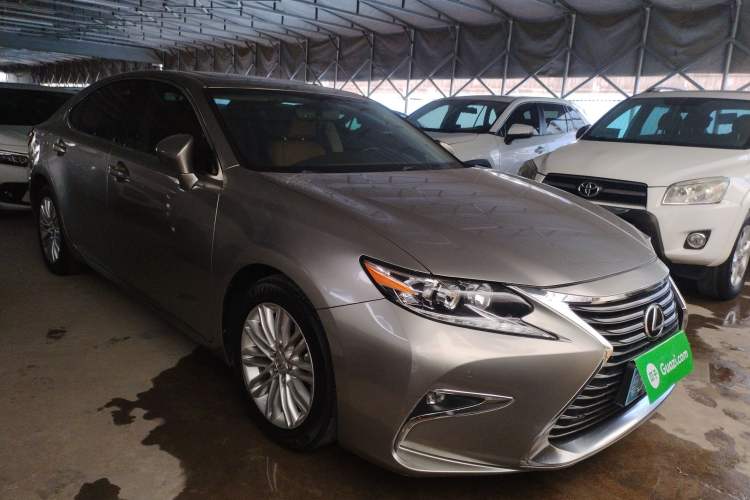 Used Lexus ES 2015 200 Elite Edition
