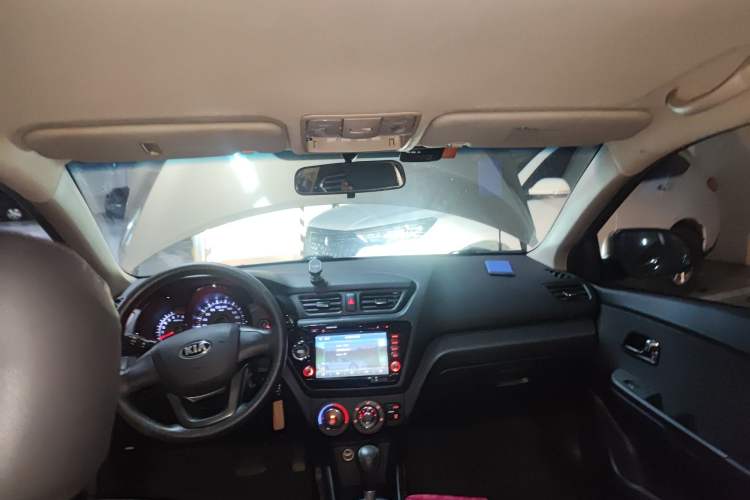 Used Kia K2 2012 Sedan 1.4L Automatic GLS Commemorative Edition Headliner