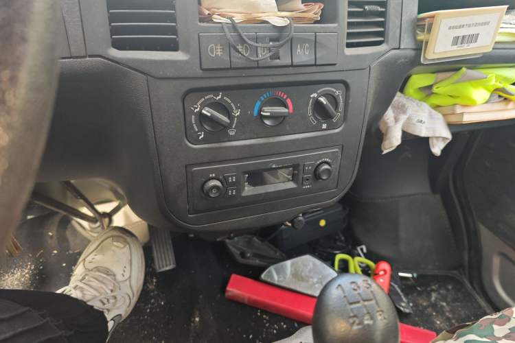 Used Wuling Zhiguang 2015 1.2L S Practical Model LSI