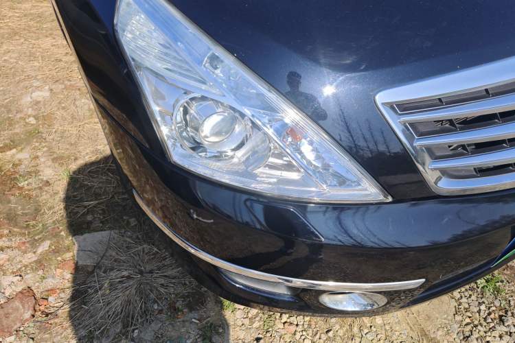 Used Nissan Teana 2011 Duke 2.5L XV Luxury Edition Right Front Headlight