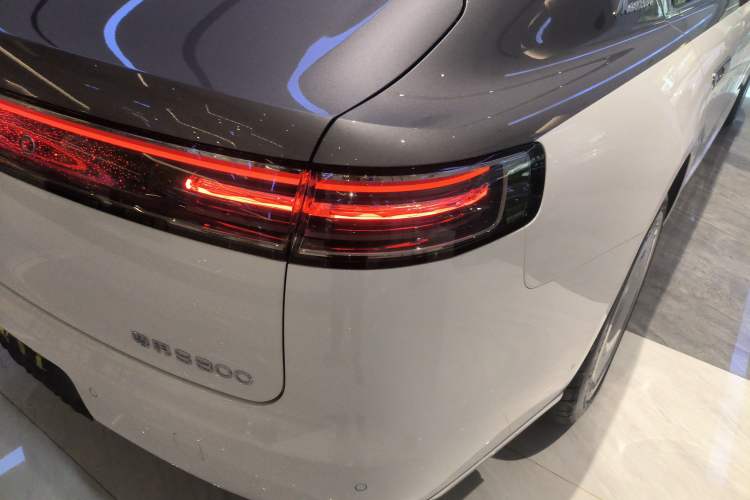 Used Hima S800 2025 Model, Pure Electric Starlight Premium Edition, 5 Seats