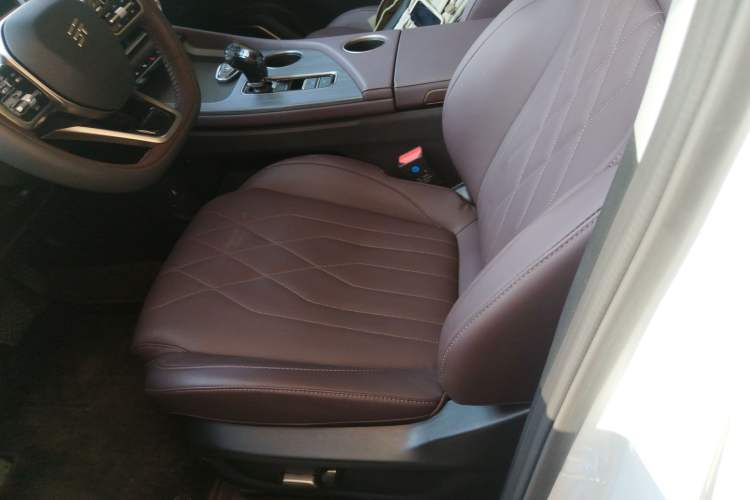 Used JETOUR X90 PRO 2024 1.6T DCT Luxury Edition 7-Seater
