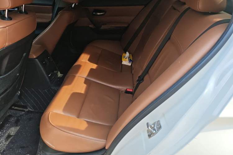 Used BMW 3 Series 2011 325i Luxury Edition
