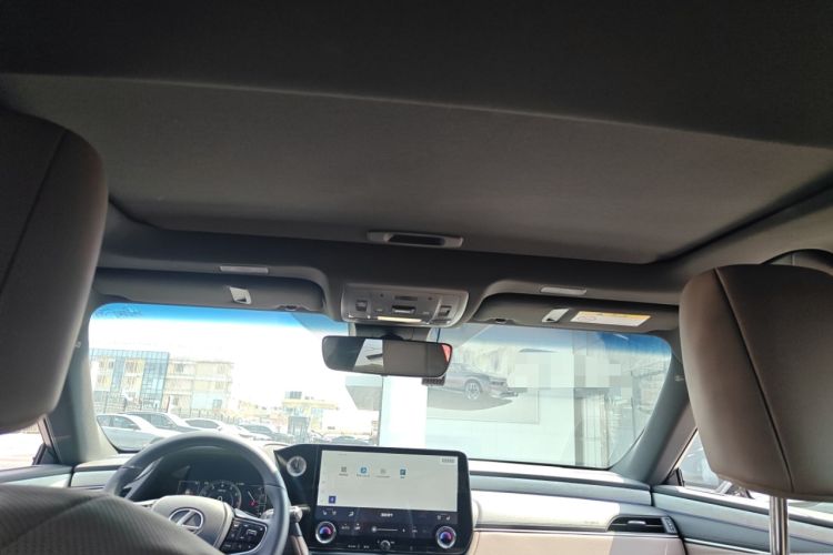 Used Lexus ES 2025 200 Premium Edition Headliner