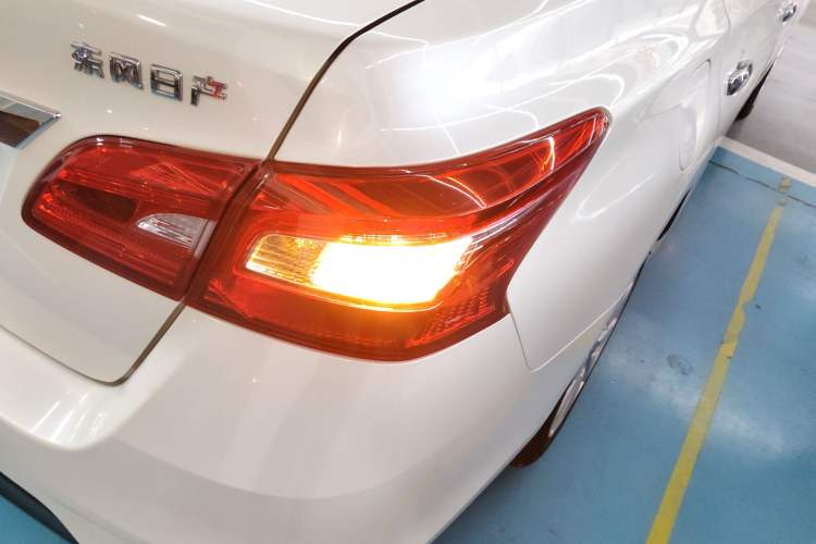 Used Nissan Sylphy 2021 Classic 1.6XE CVT Comfort Edition Right Rear Taillight