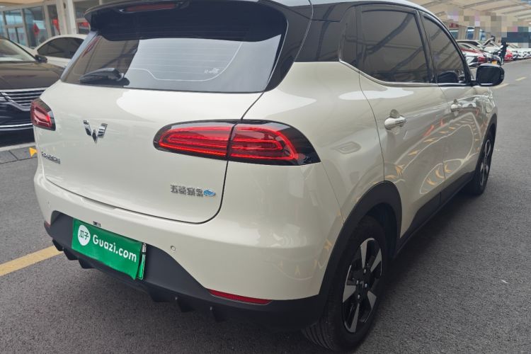 Used Wuling Bingo PLUS 2024 330 km Range Five-Seater Version