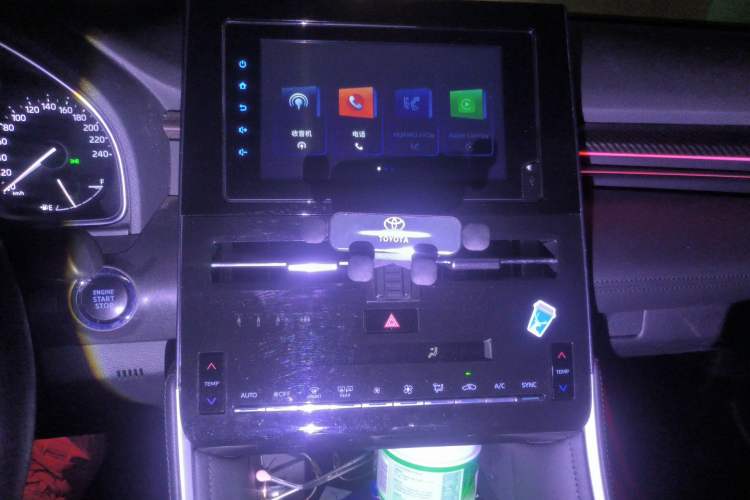 Used Toyota Avalon 2022 2.0L Ambition Edition Audio And AC Panel