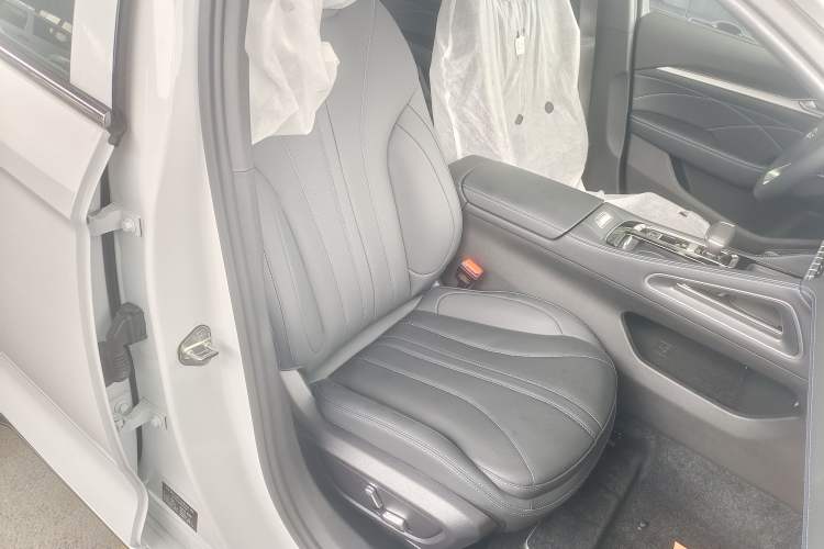 Used Geely Auto Preface 2026 Model Oriental Yao 1.5TD Kunlun Edition
