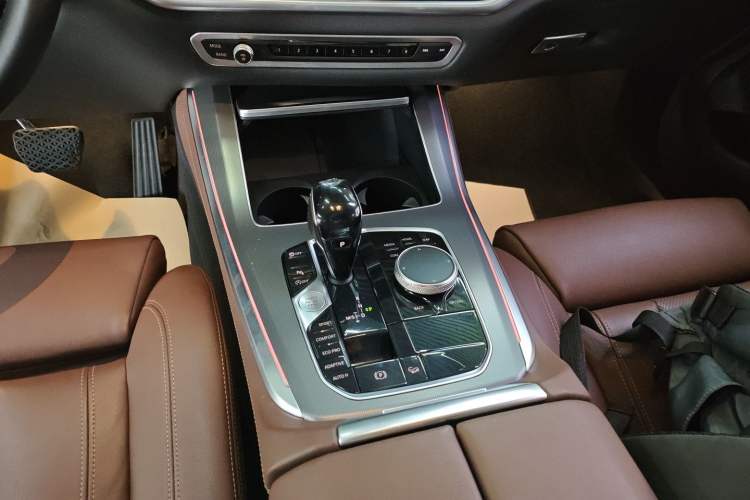 Used BMW X5 2019 xDrive40i Base Model Middle East
