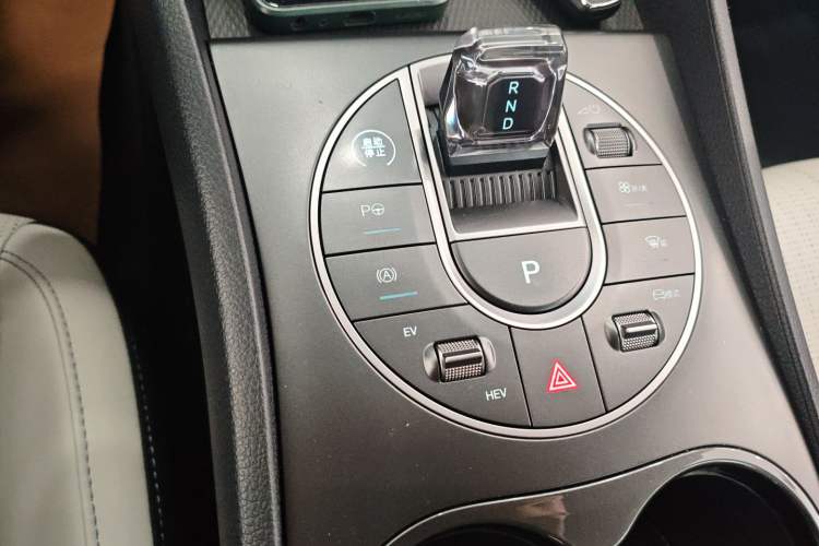 Used BYD Seal 05 DM-i 2025 DM-i Intelligent Drive 120KM Flagship Model
