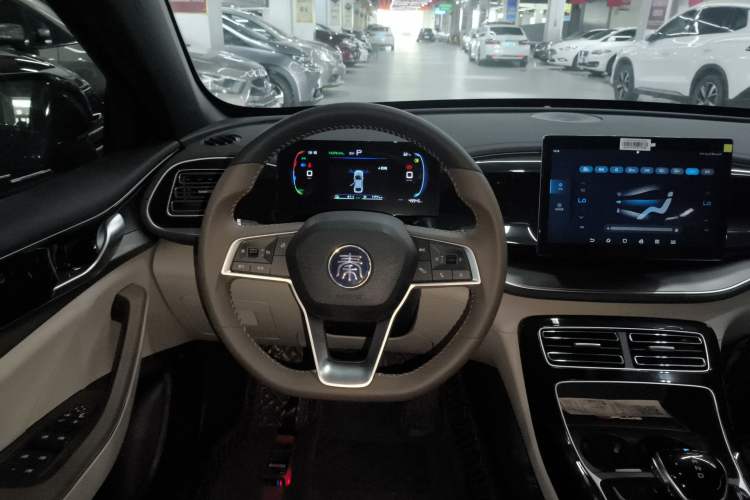 Used BYD Qin PLUS 2023 Champion Edition DM-i 120KM Leading Model