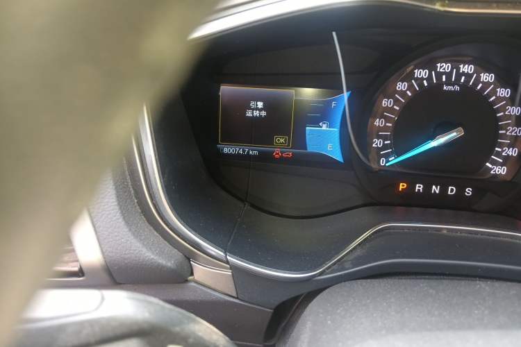 Used Ford Mondeo 2013 2.0L GTDi 200 Luxury Model Odometer Close Up