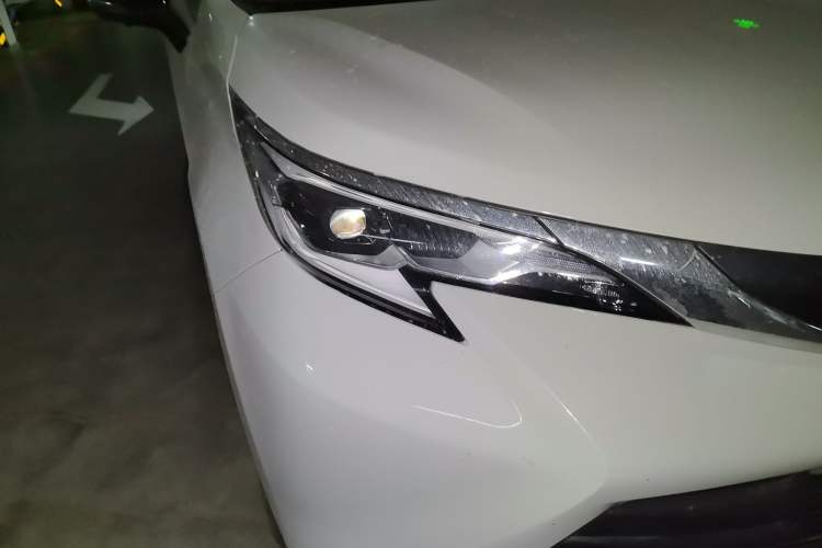 Used Toyota Sienna 2023 2.5L Hybrid Comfort Edition